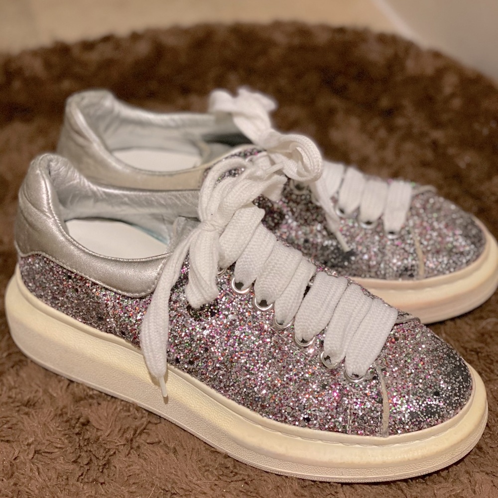 Alexander McQueen Glitter oversize shoes.